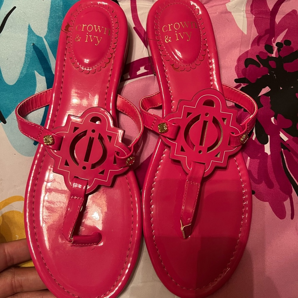 Crown and Ivy Hot Pink Sandals